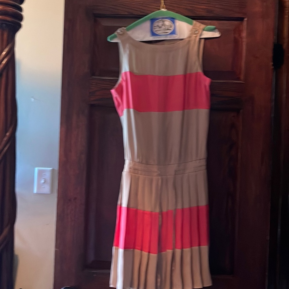 Cache dress - Picture 1 of 8